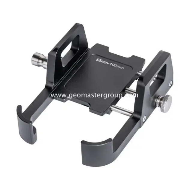 Accessoires essentiels pour les récepteurs et trackers GNSS: ce dont vous avez vraiment besoin