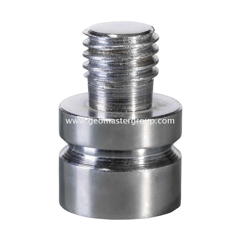 Adaptateur de mât de prisme
