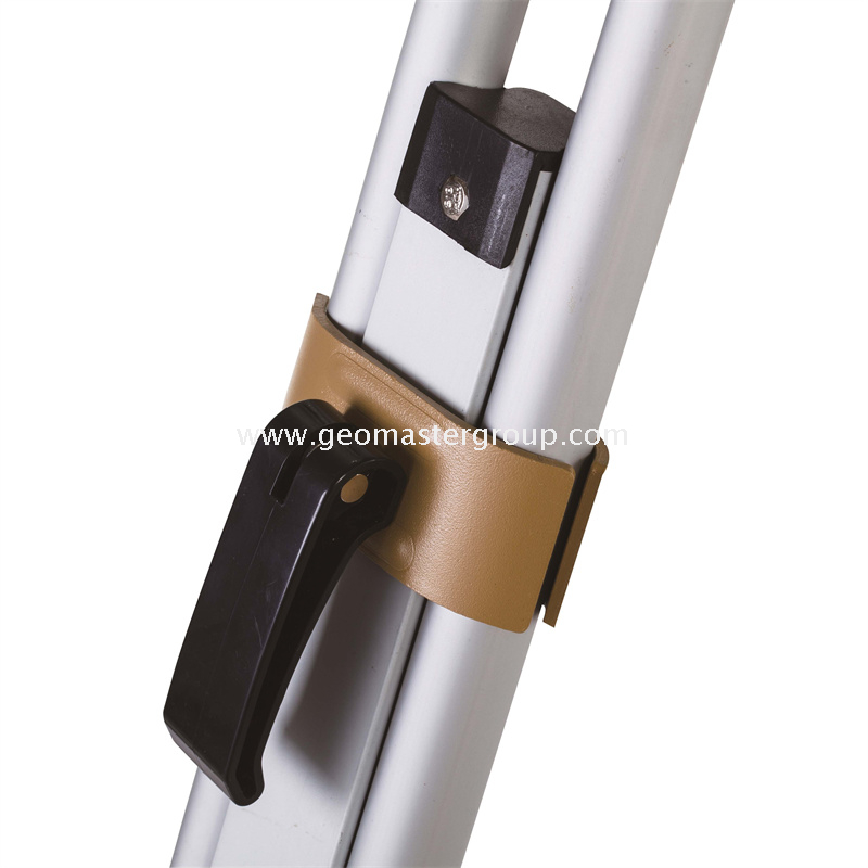 Tripod léger (tête plate, double serrure)