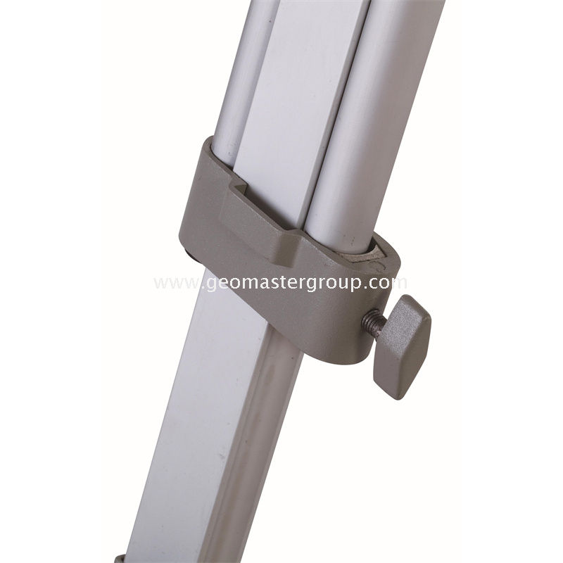 Tripod léger (tête plate, double serrure)