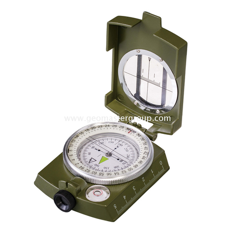 Compasse prismatique (6400 mils)